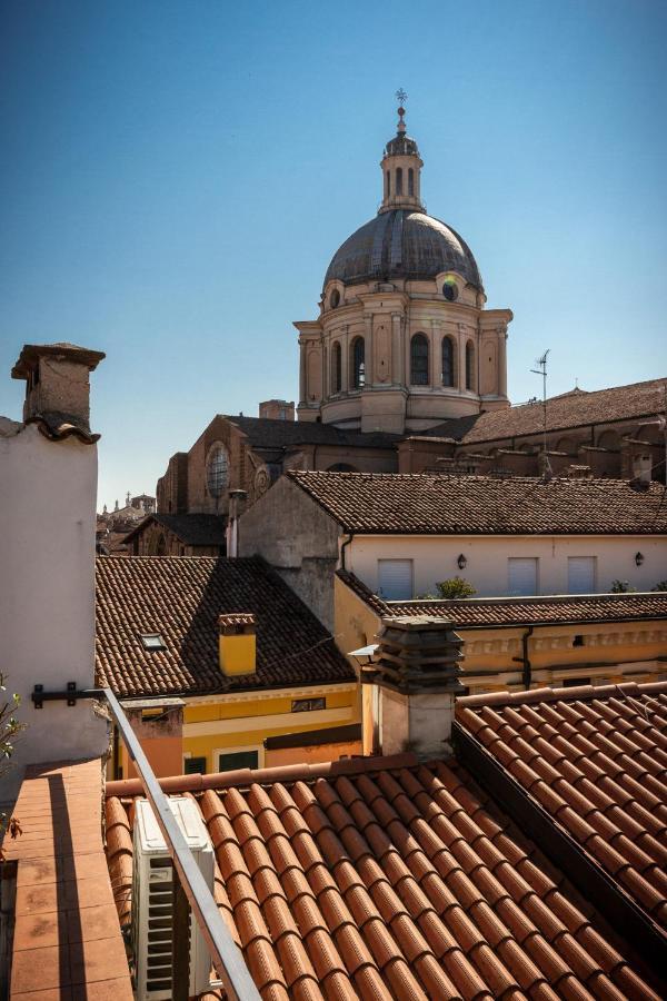 La Terrazza Apartment - Smart Holiday Mantova Kültér fotó